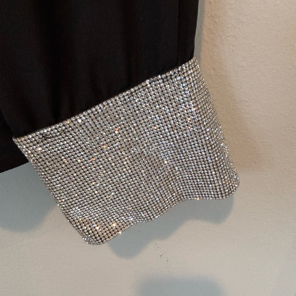 Halogen Black Long-Sleeve V-Neck Top with Silver Trim 129 - Picture 3 of 7